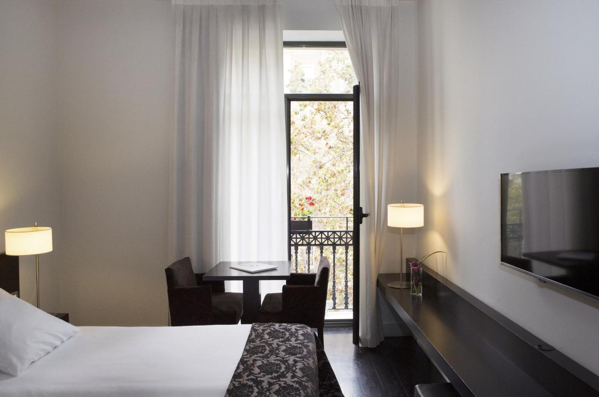 Hospes Palau De La Mar, Valencia, A Member Of Design Hotels Kamer foto A room at the hotel
