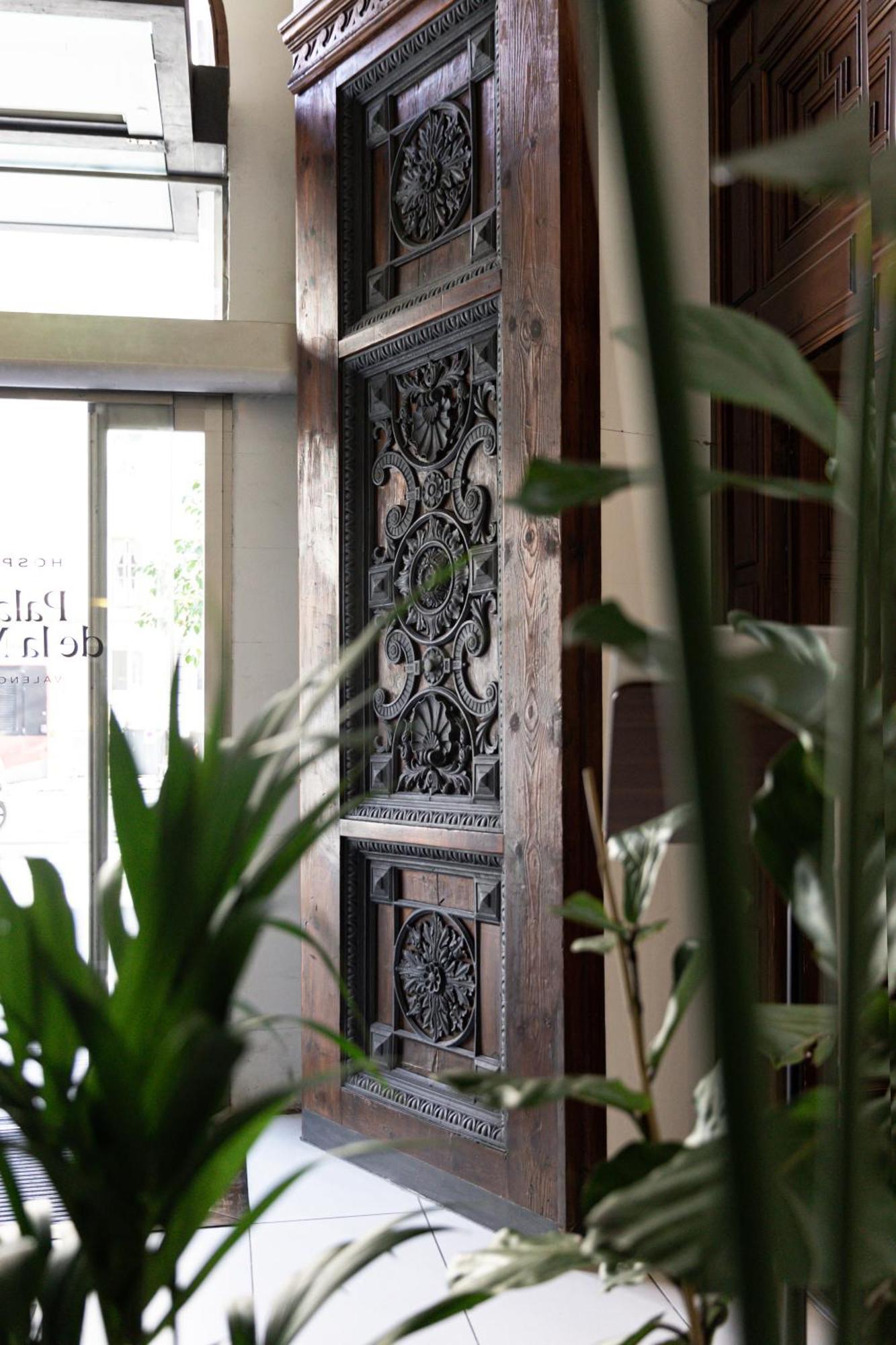 Hospes Palau De La Mar, Valencia, A Member Of Design Hotels Buitenkant foto The door of the house
