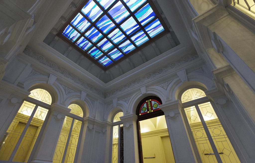 Hospes Palau De La Mar, Valencia, A Member Of Design Hotels Buitenkant foto The ceiling of the main hall