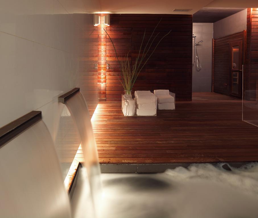Hospes Palau De La Mar, Valencia, A Member Of Design Hotels Buitenkant foto A modern spa